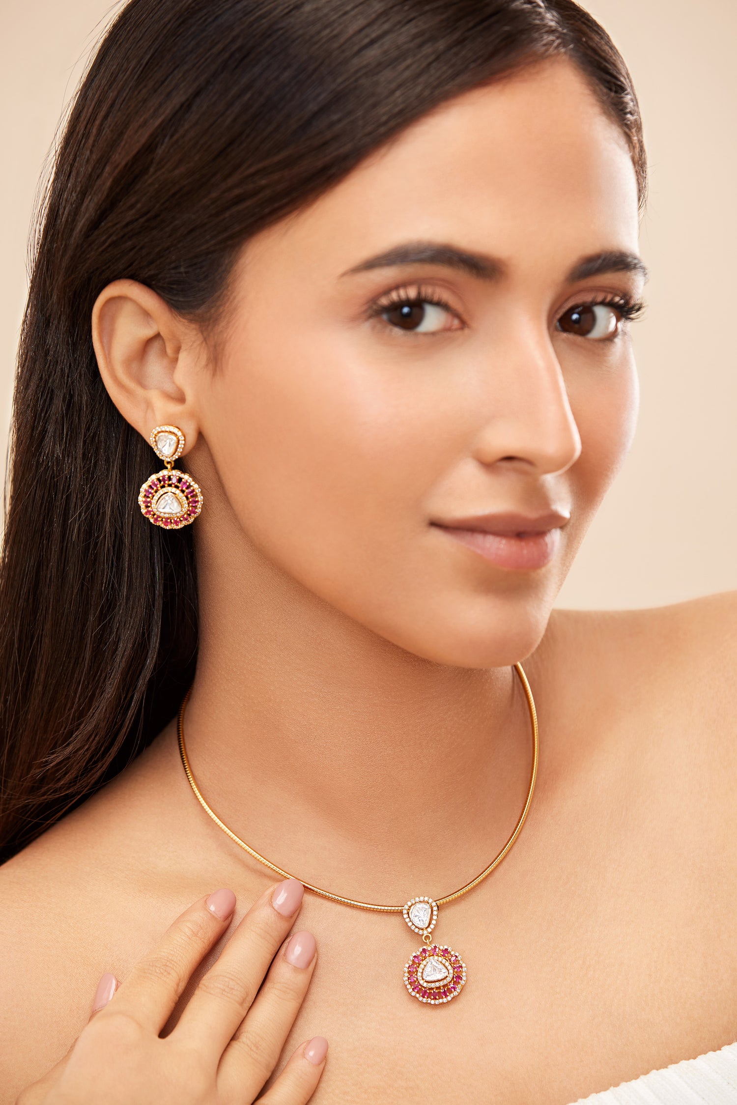 Chavi Pendant set