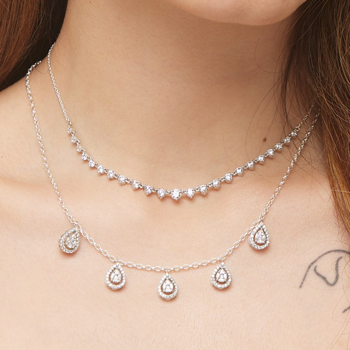 Aster Graduating Solitaire Necklace