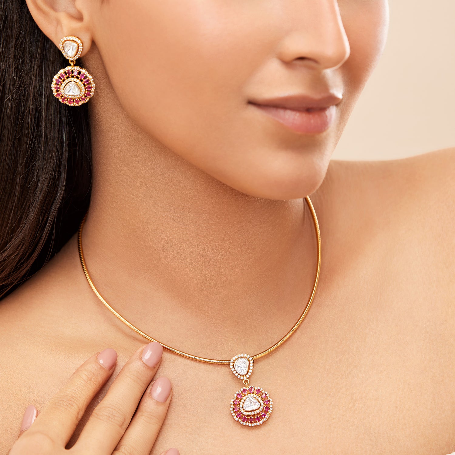 Chavi Pendant set